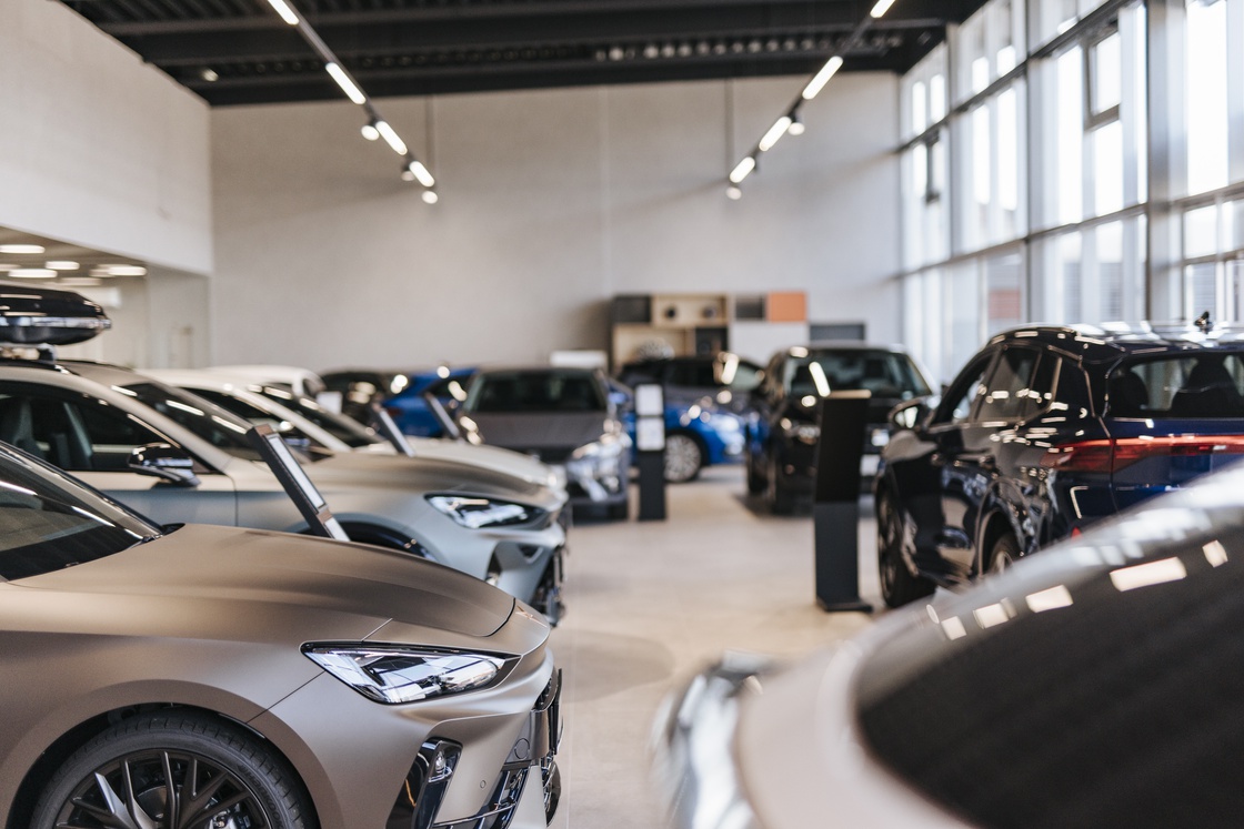 Autohaus Knoll_neuer Look_300dpi_2025 (C) nicoleseiser-at-72.jpg